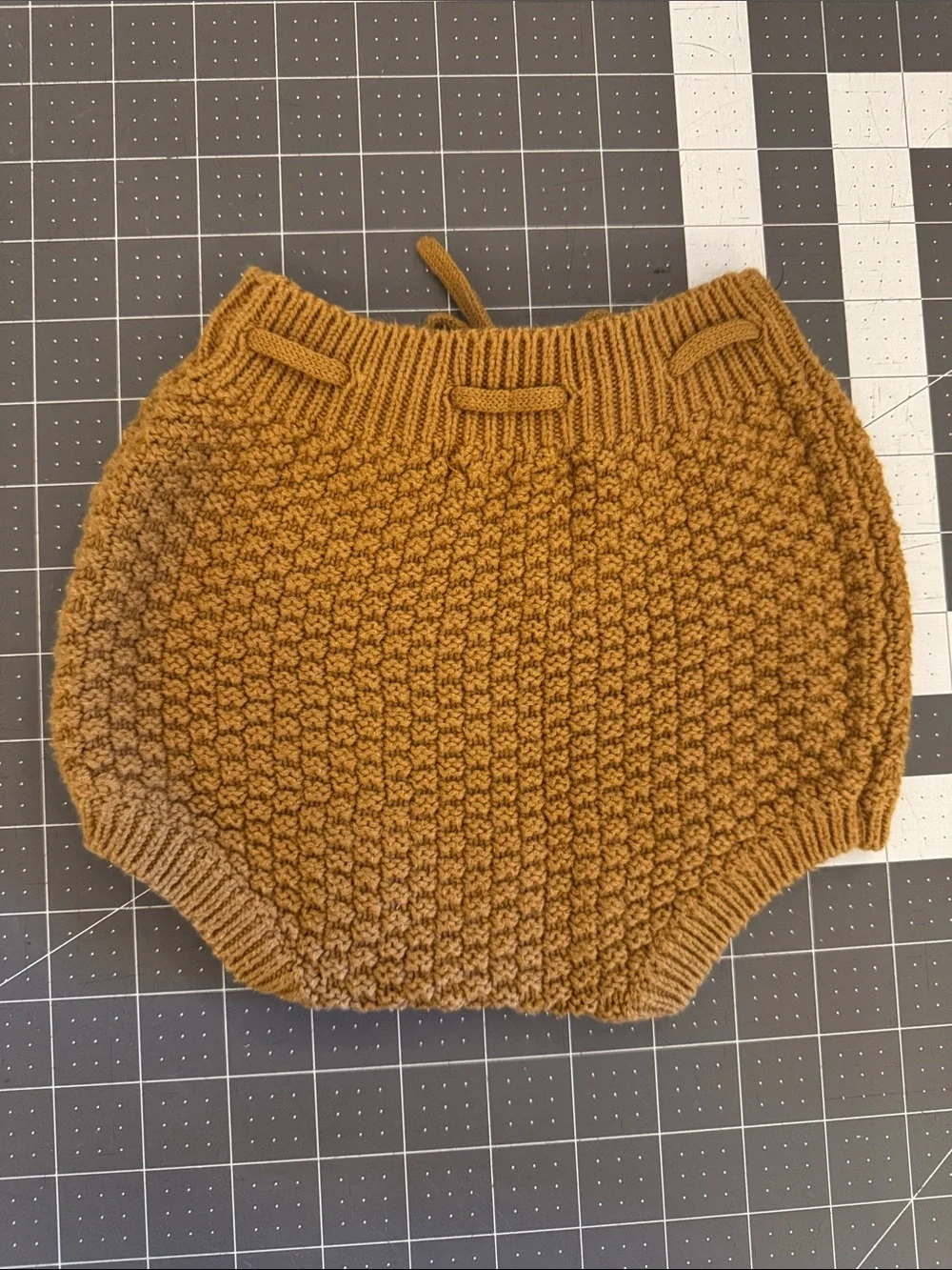 Quincy Mae Knit Baby Bloomers in camel